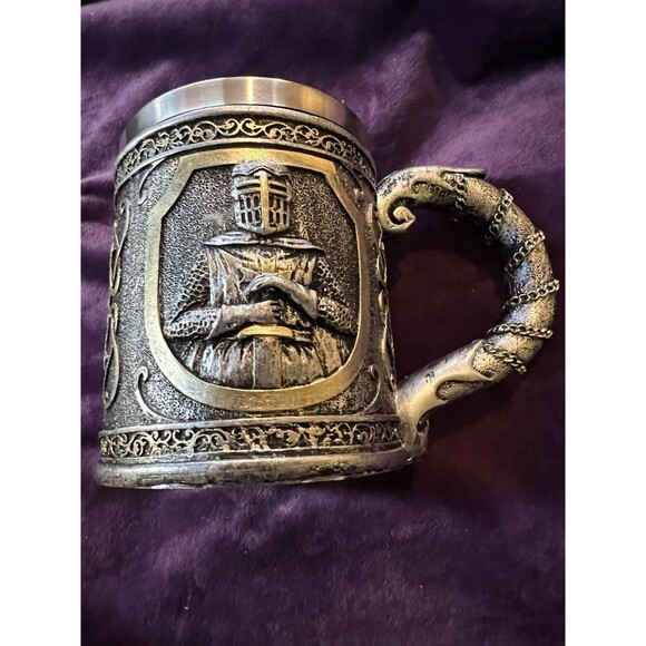 Knights Templar Mug Resin And Stainless Steel Construction Holds 500 - 600 mL - Picture 2 of 4